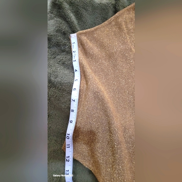 Wet Seal Off Shoulder blouse with attached  belt. Gold metallic.  Size S/P - Picture 8 of 11